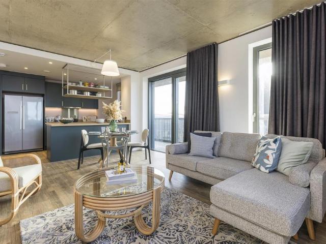 2 bedroom apartment to rent