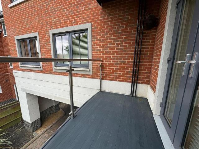 2 bedroom apartment to rent