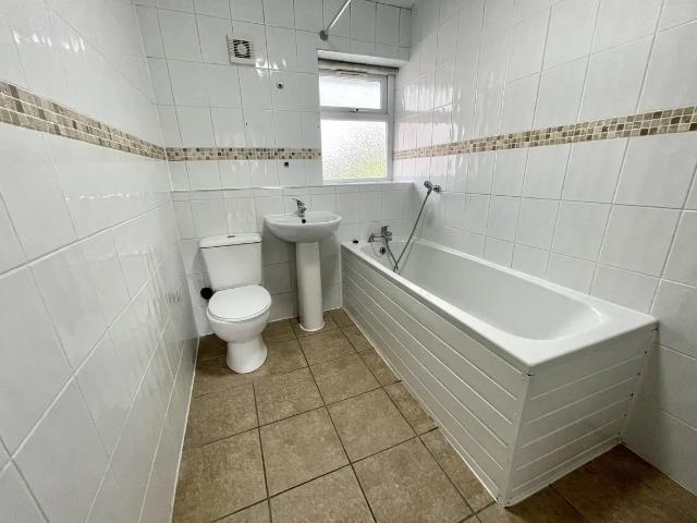2 bedroom apartment to rent