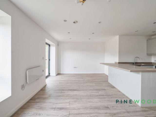 2 bedroom apartment to rent