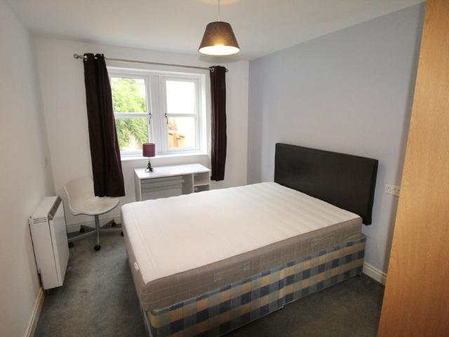 2 bedroom apartment to rent