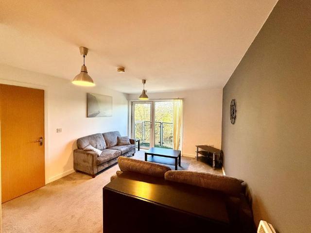 2 bedroom apartment to rent
