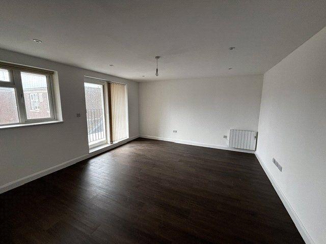 2 bedroom apartment to rent Chapel Road, Worthing, West Sussex, BN11