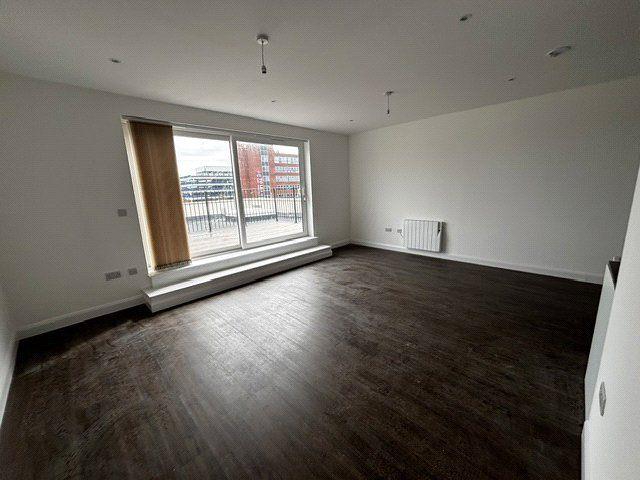 2 bedroom apartment to rent Chapel Road, Worthing, West Sussex, BN11