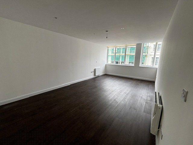 2 bedroom apartment to rent Chapel Road, Worthing, West Sussex, BN11