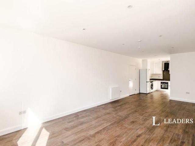 2 bedroom apartment to rent Chapel Road, Worthing, West Sussex, BN11