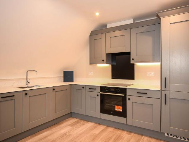 2 bedroom apartment to rent Christchurch Road, Bournemouth, BH1