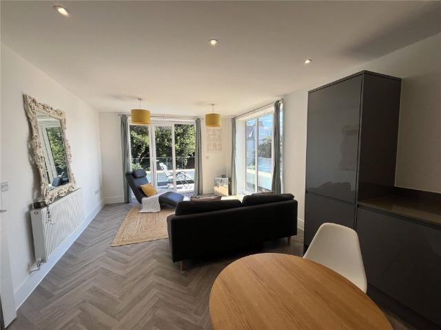 2 bedroom apartment to rent Archery Gardens, St. Leonards on Sea, East Sussex, TN38