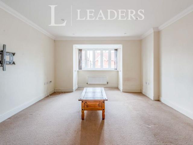 2 bedroom apartment to rent Argyll Court, Crawley, RH11