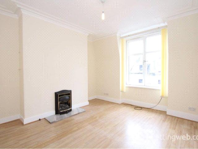 2 Bedroom Apartment to Rent at Aberdeen City, Midstocket, Mount, Rosemount