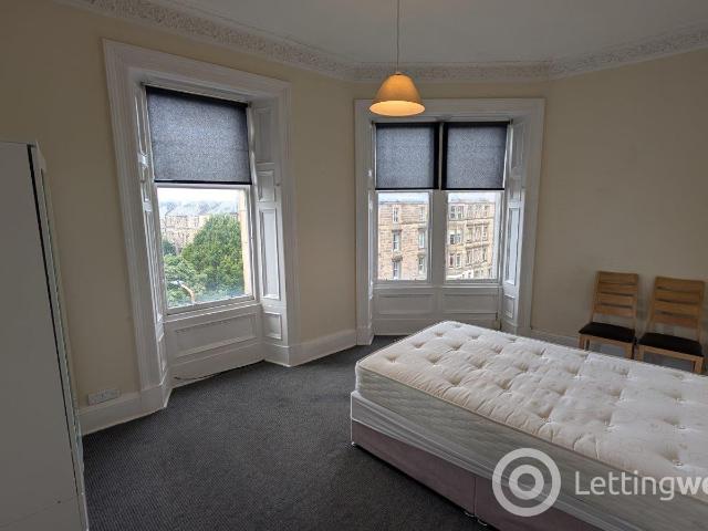 2 Bedroom Apartment to Rent at Edinburgh, Hillside, Leith Walk
