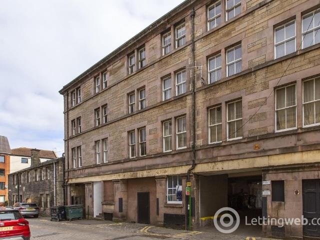 2 Bedroom Apartment to Rent at Edinburgh, Leith, The Shore