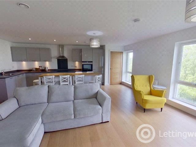 2 Bedroom Apartment to Rent at Edinburgh, Leith Walk