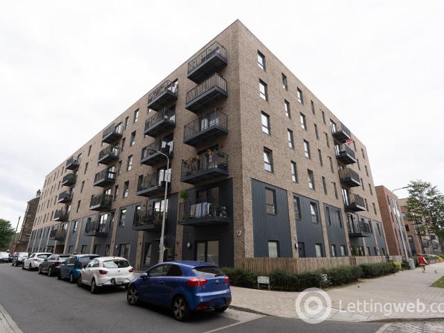 2 Bedroom Apartment to Rent at Edinburgh, Leith