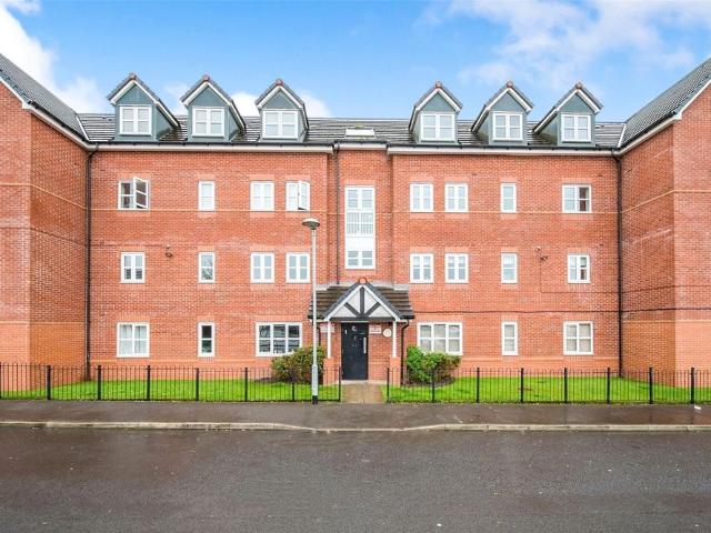 2 bedroom apartment to rent Gas Street, Platt Bridge, Wigan, Greater Manchester, WN2
