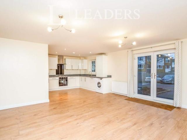 2 bedroom apartment to rent Greyhound House, 123 Shipbourne Road, Tonbridge, TN10