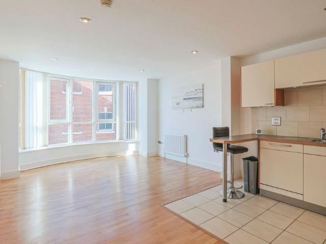 2 bedroom apartment to rent Dolphin Quays, The Quay, Poole, BH15