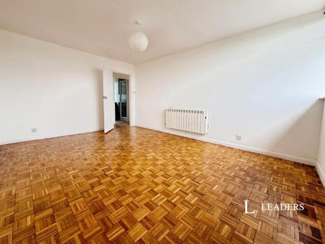2 bedroom apartment to rent Devonshire Lodge, Brooklyn Avenue, Worthing, BN11