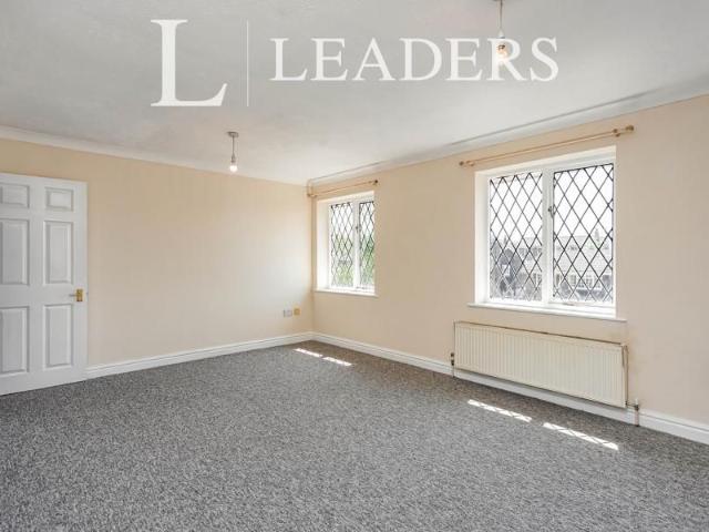 2 bedroom apartment to rent Drummond Court, Drummond Close, Haywards Heath, RH16