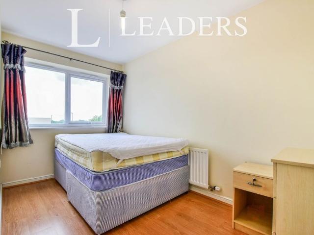 2 bedroom apartment to rent Falconwood Way, Manchester, M11