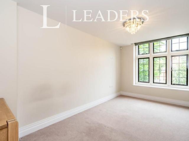 2 bedroom apartment to rent King Edward VII Apartments, Kings Drive, Midhurst, GU29