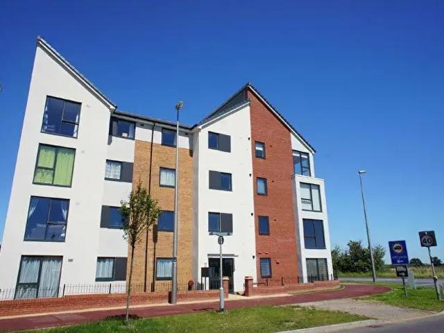2 Bedroom Apartment To Rent In Countess Way, Broughton, MK10