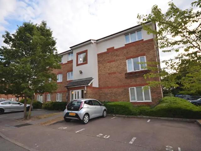 2 Bedroom Apartment To Rent In Calcott Lodge, Akerlea Close, Netherfield, Milton Keynes, MK6