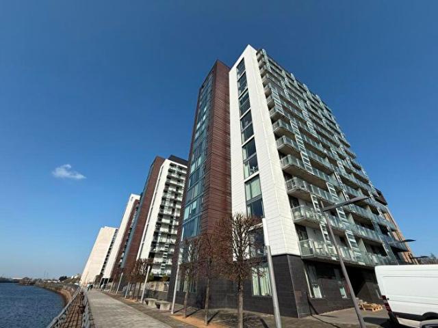2 Bedroom Apartment To Rent In Castlebank Place, Glasgow Harbour, G11