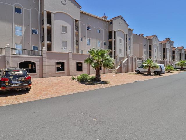 2 Bedroom apartment to rent in Century City, Milnerton