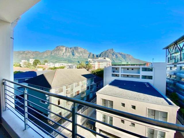 2 Bedroom apartment to rent in Claremont, Cape Town