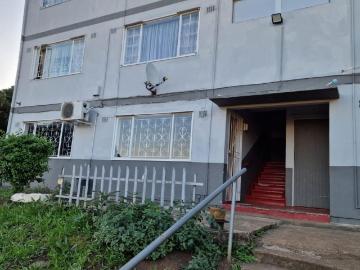 2 Bedroom apartment to rent in Stonebridge, Phoenix