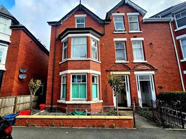2 Bedroom Apartment To Rent In Craig Road, Llandrindod Wells, Powys, LD1