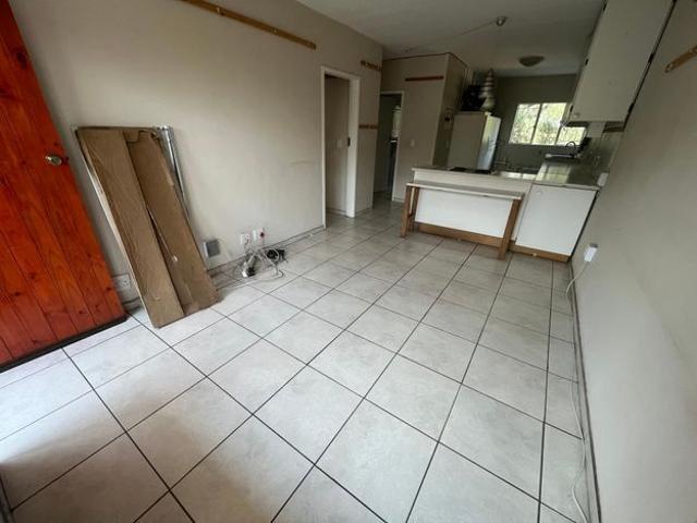 2 Bedroom apartment to rent in Croydon, Kempton Park