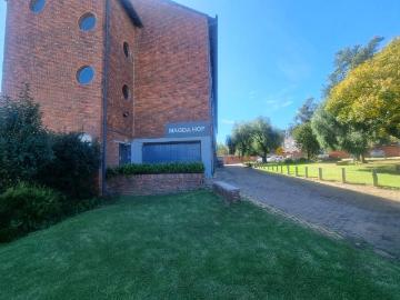 2 Bedroom apartment to rent in Croydon, Kempton Park