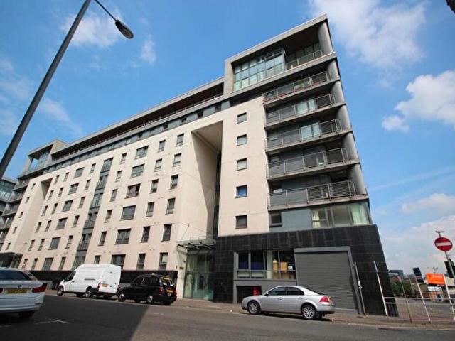 2 Bedroom Apartment To Rent In A Wallace Street, Glasgow, G5