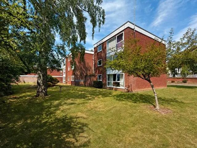 2 Bedroom Apartment To Rent In Adare Drive, Coventry, CV3