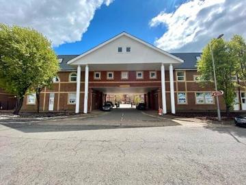 2 Bedroom Apartment To Rent In Alton Mews, Aylesbury, HP19