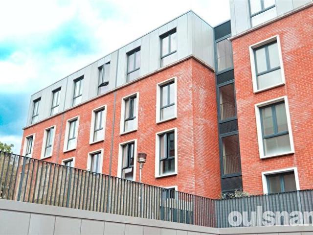 2 Bedroom Apartment To Rent In Alcester Road, Birmingham, West Midlands, B13