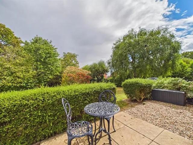 2 Bedroom Apartment To Rent In Apartment Mulberry Court Stratford Road Shirley, B90