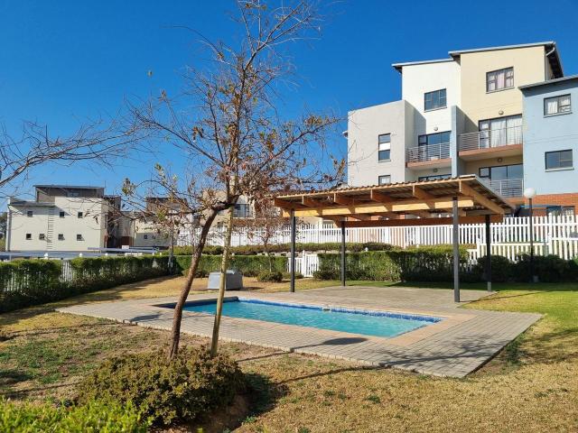 2 Bedroom apartment to rent in Barbeque Downs, Midrand