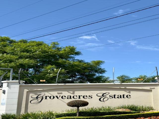 2 Bedroom apartment to rent in Broadacres, Sandton