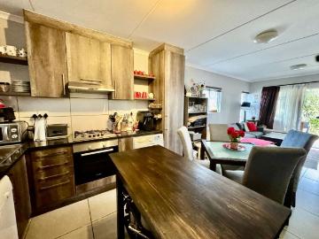 2 Bedroom apartment rented in Burgundy Estate, Milnerton