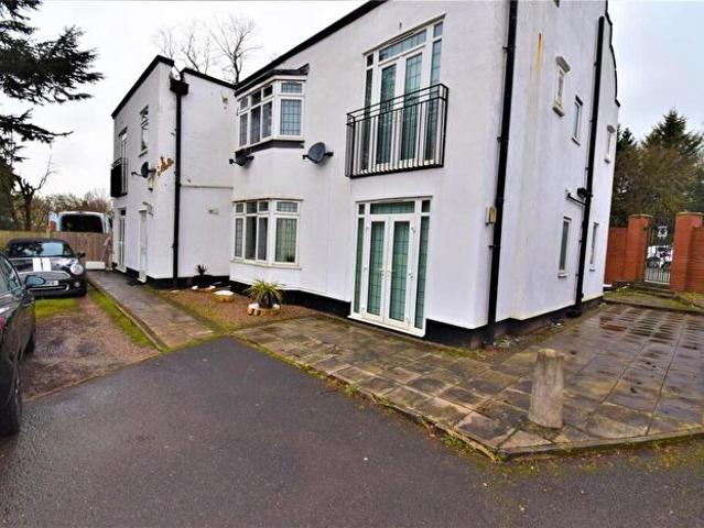 2 Bedroom Apartment To Rent In Burton Road, Littleover, Derby, DE23