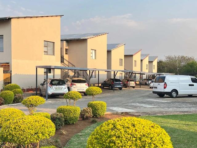 2 Bedroom Apartment to Rent in Gateway Manor