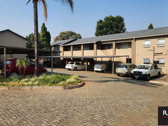 2 Bedroom apartment to rent in Geelhoutpark, Rustenburg