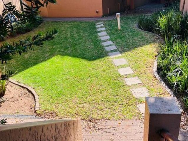 2 Bedroom apartment to rent in Douglasdale, Sandton