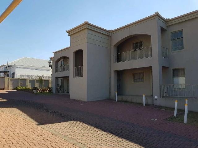 2 Bedroom Apartment to Rent in Del Judor