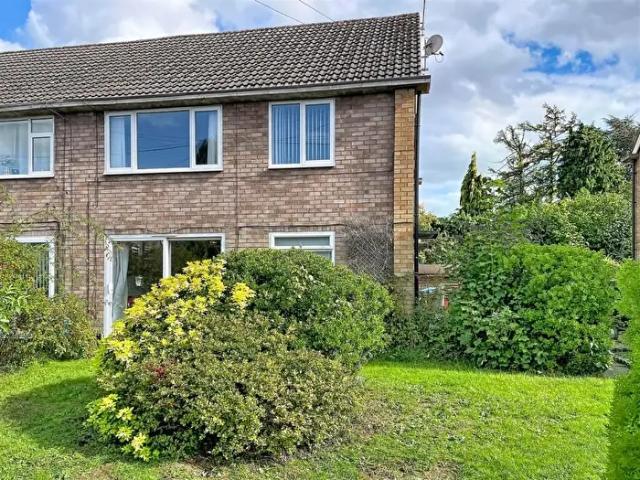2 Bedroom Apartment To Rent In Denton Close, Kenilworth, CV8
