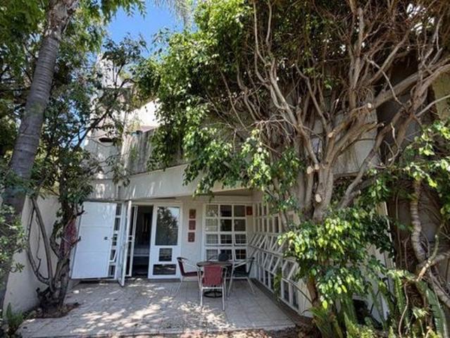 2 Bedroom apartment to rent in Edenburg, Sandton
