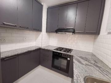 2 Bedroom apartment to rent in Essenwood, Durban